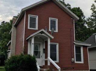 9 Leroy St, Camillus, NY 13031