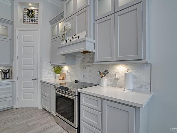 4th image of 1511 Sparrow Ln