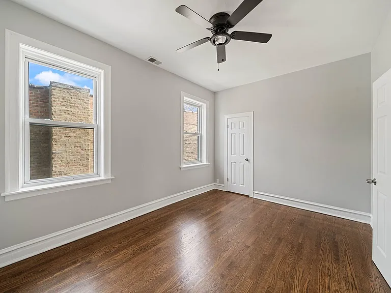 5426 W Jackson Blvd #1 — Photo 6
