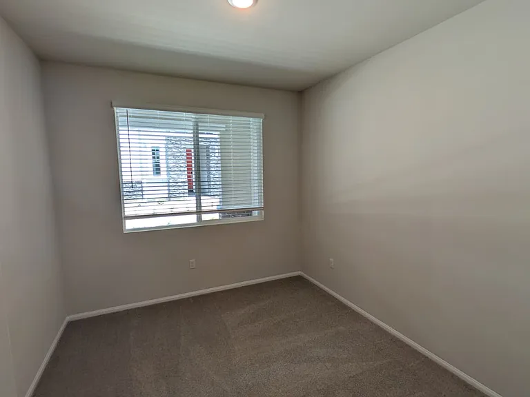 404 Lotus Dr #404 — Photo 10