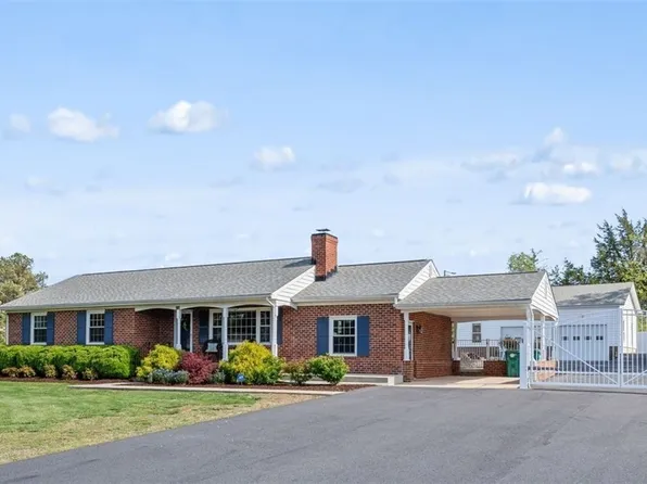 140 Lafayette Ave, Bowling Green, VA 22427