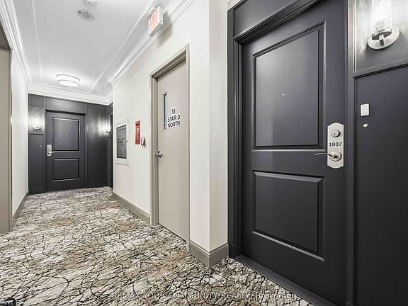 4th image of 133 Wynford Dr #1807