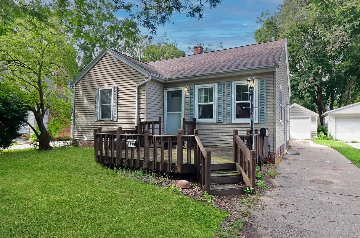 1129 Euclid Avenue photo 1