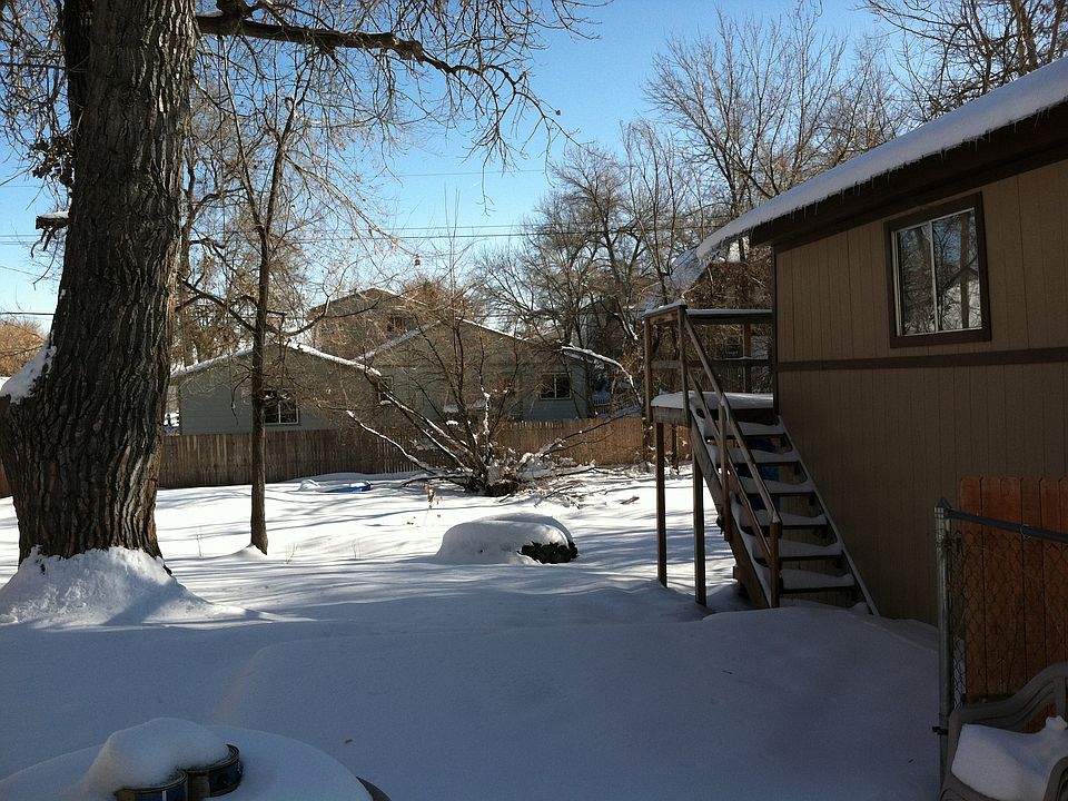 2nd image of 870 Van Gordon St