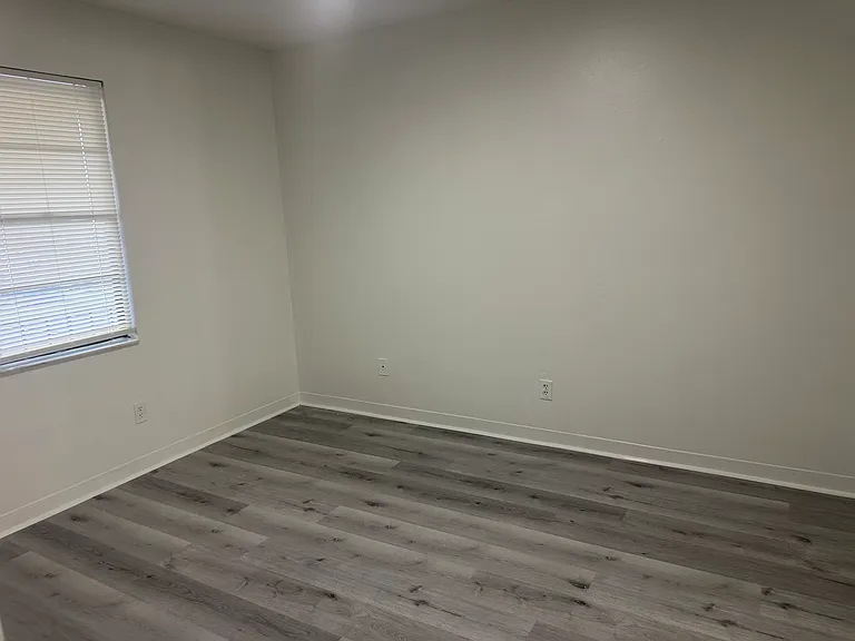 8426 Camden St #8426D — Photo 4