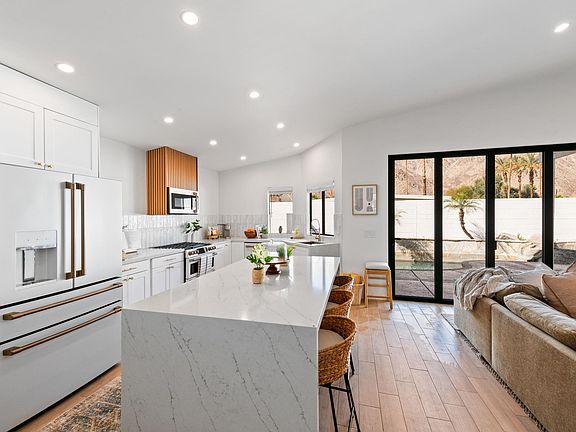 4th image of 51605 Avenida Carranza