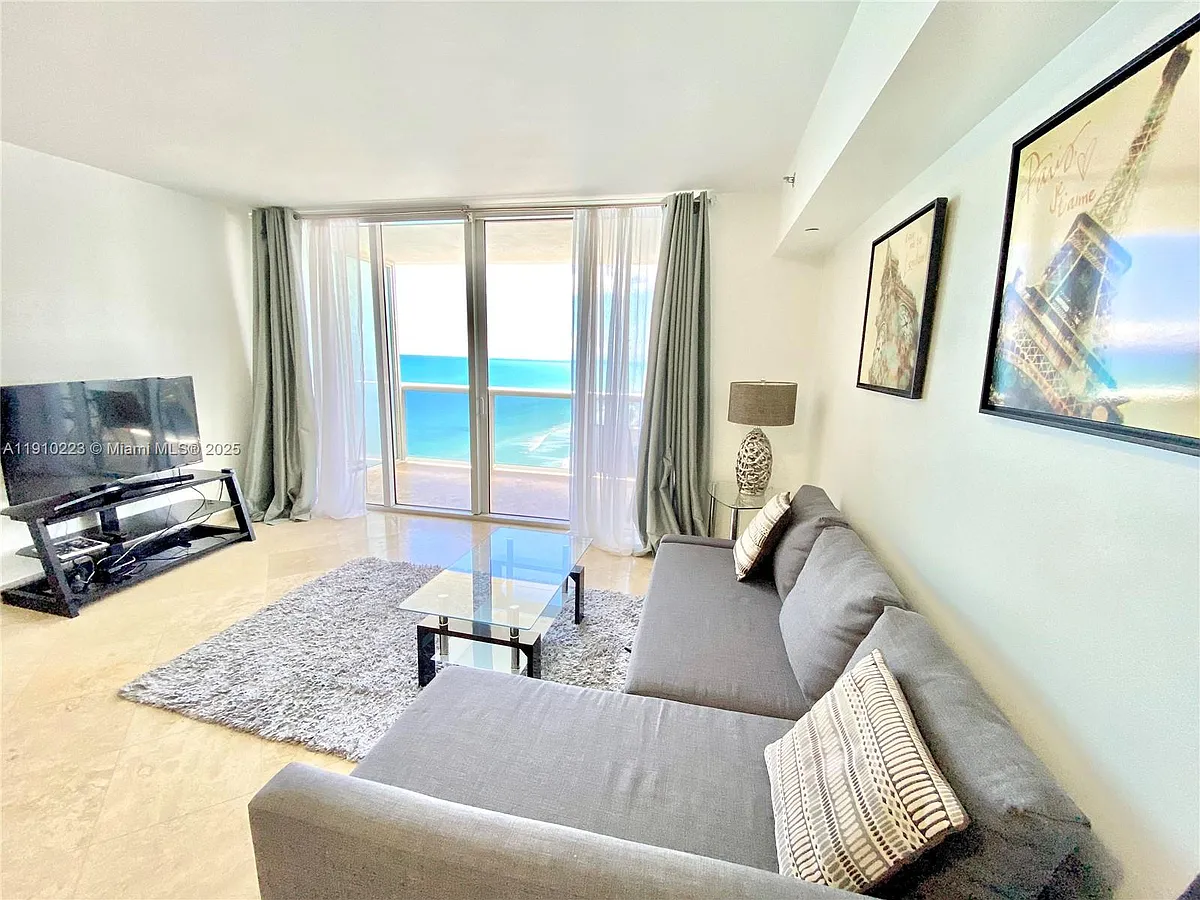 Building Photo - 1830 S Ocean Dr #3605