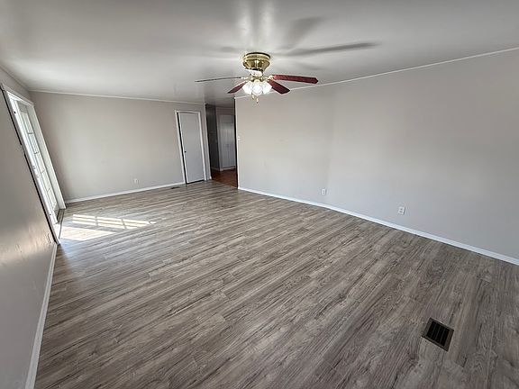 5th image of 603 63rd Ave W #Ha25