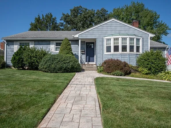 66 Reading St, Fall River, MA 02720