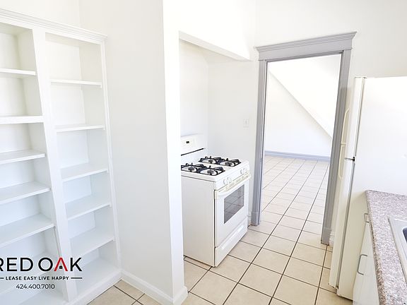 4th image of 945 Beacon Ave APT 404