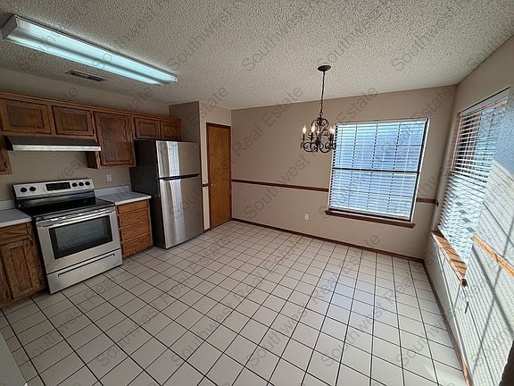 3rd image of 1601 Bosc Ct
