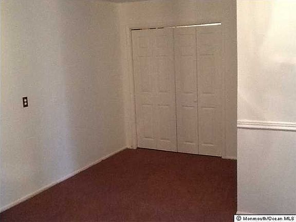 2nd image of 8 Hillside Court #C8