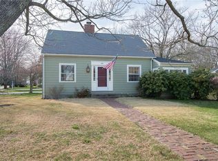 408 New Meadow Rd, Barrington, RI 02806