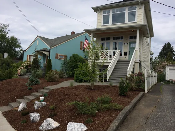 2726 Eldridge Ave, Bellingham, WA 98225