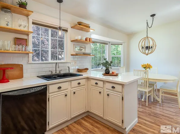 8665 Strutter Way, Reno, NV 89506