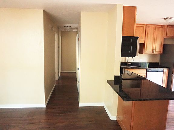 4th image of 5742 Eunice Ct
