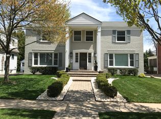 997 Henrietta St #997, Birmingham, MI 48009