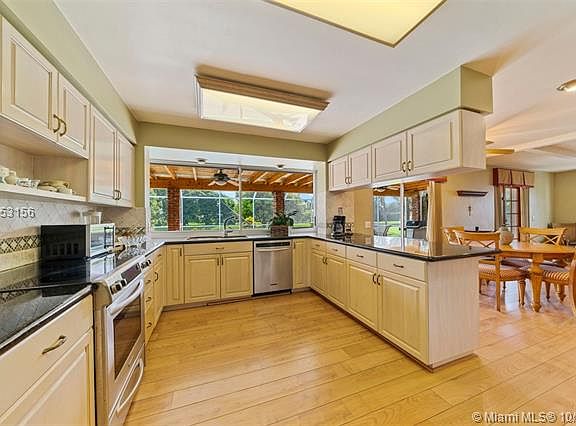 2nd image of 17225 SW 84th Ave