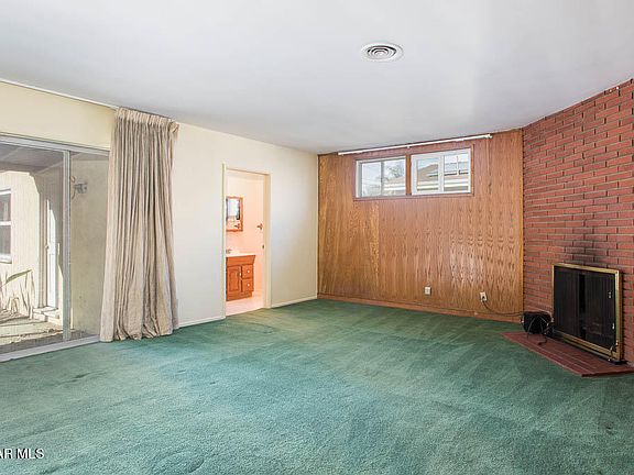 3rd image of 8733 Hazeltine Ave