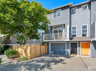 3667 Francis Ave N, Seattle, WA 98103