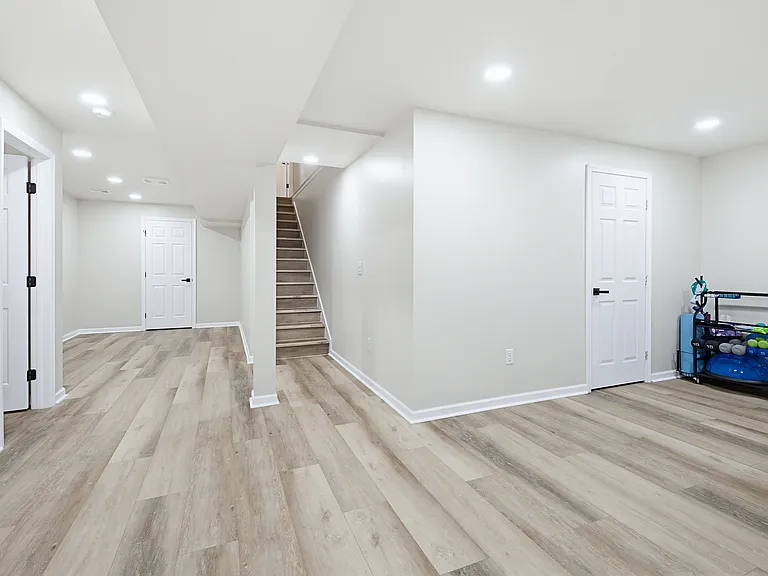 3119 Egreton Rd — Photo 30