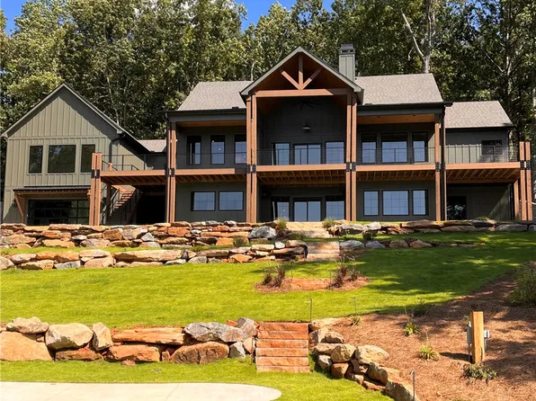879 Windy Point Dr, Dadeville, AL 36853