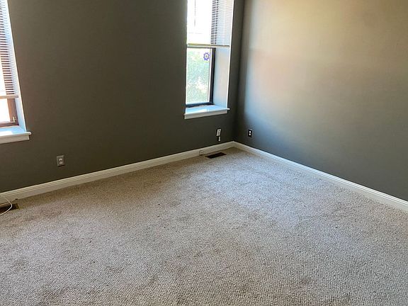 3rd image of 3841-3843 Botanical Ave