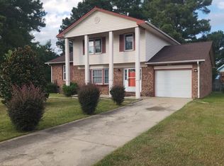 7598 Shumont Dr, Fayetteville, NC 28314
