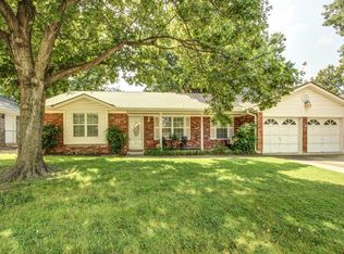 9666 E 27th St, Tulsa, OK 74129