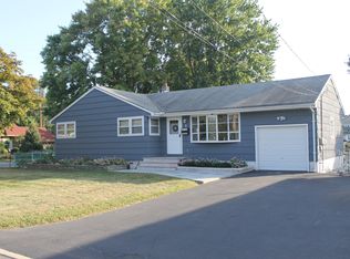 1 Lincoln Ave, East Brunswick, NJ 08816