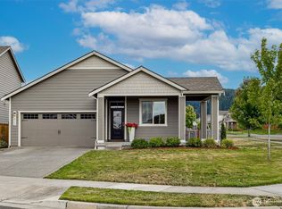 233 Franks Ln N, Enumclaw, WA 98022