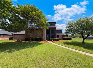 404 Laurel Trl N, Terrell, TX 75160