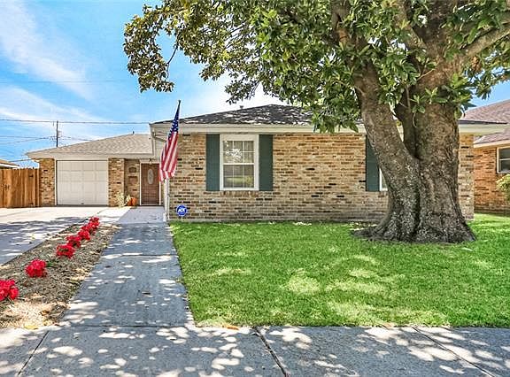 2nd image of 1505 Belmont Pl