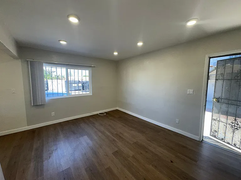 3467 W Florence Ave #4 — Photo 11