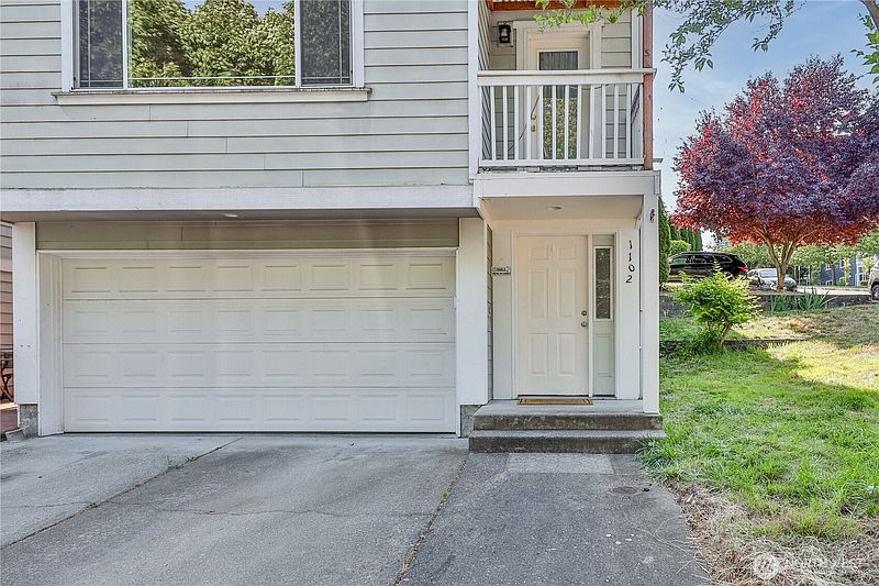 3rd image of 1102 Chestnut Street