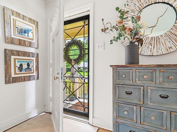 5th image of 3845 Mimosa Ave