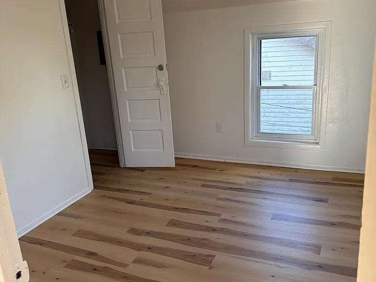 13330 Bennington Ave #UP — Photo 6