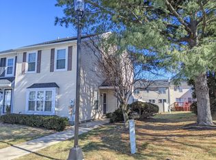 7 Rodio Ct, Sayreville, NJ