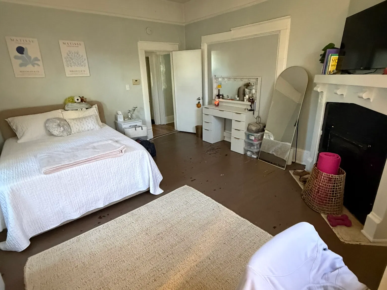 4 bed, 2000 sqft, $3,800 — Photo 4