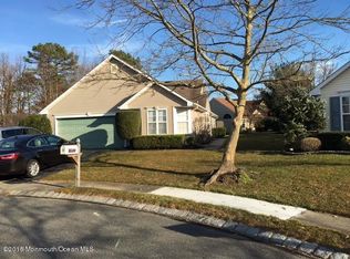 3233 Flagstone Ct, Toms River, NJ