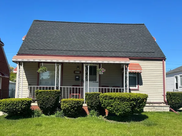 2278 Electric St, Wyandotte, MI 48192