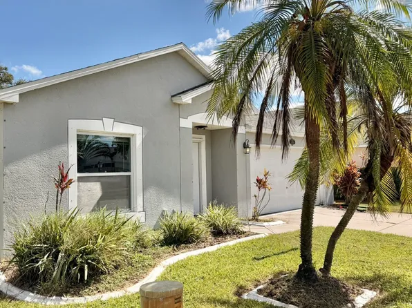 3685 Grand Meadows Blvd, Melbourne, FL 32934