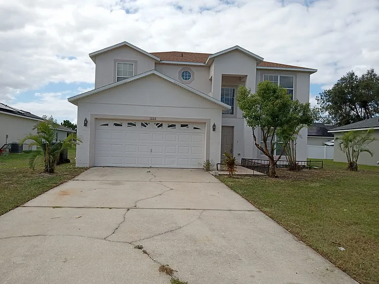 1222 Amazon Ln — Photo 2