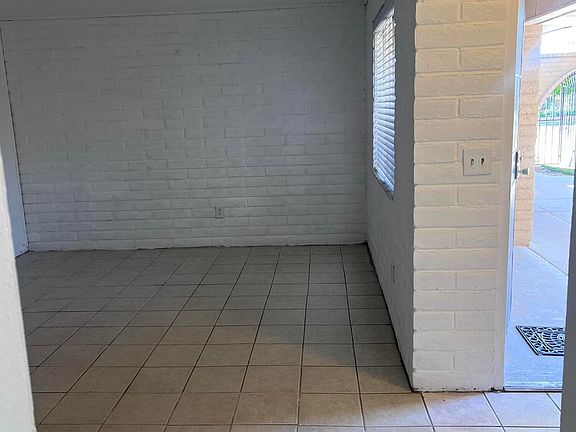 5th image of 11244 Wharf Cove Dr Unit B