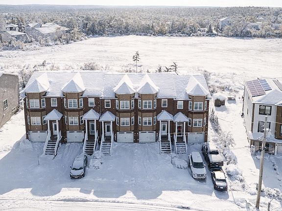2nd image of 146 Maple Grove Ave
