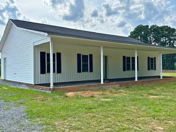 675 S Valley St, Liberty, NC 27298