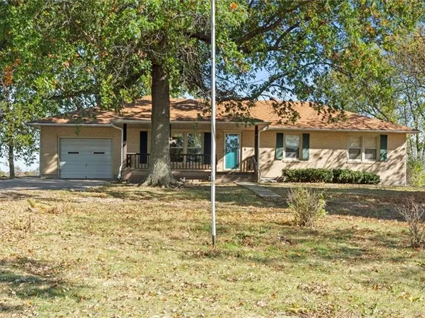 16623 Salem Rd, Lawson, MO 64062