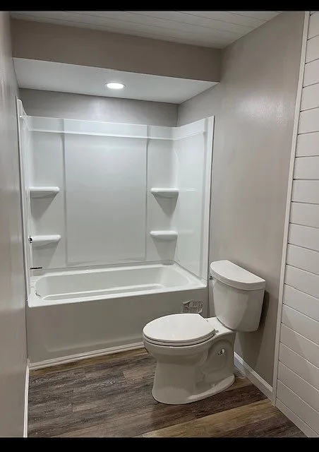 21 Otis Street - B — Photo 4
