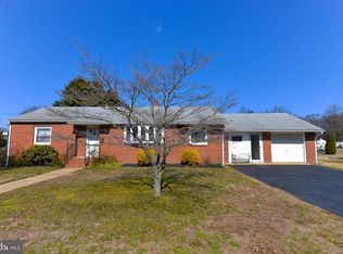 30 Heron Ave, Pennsville, NJ 08070