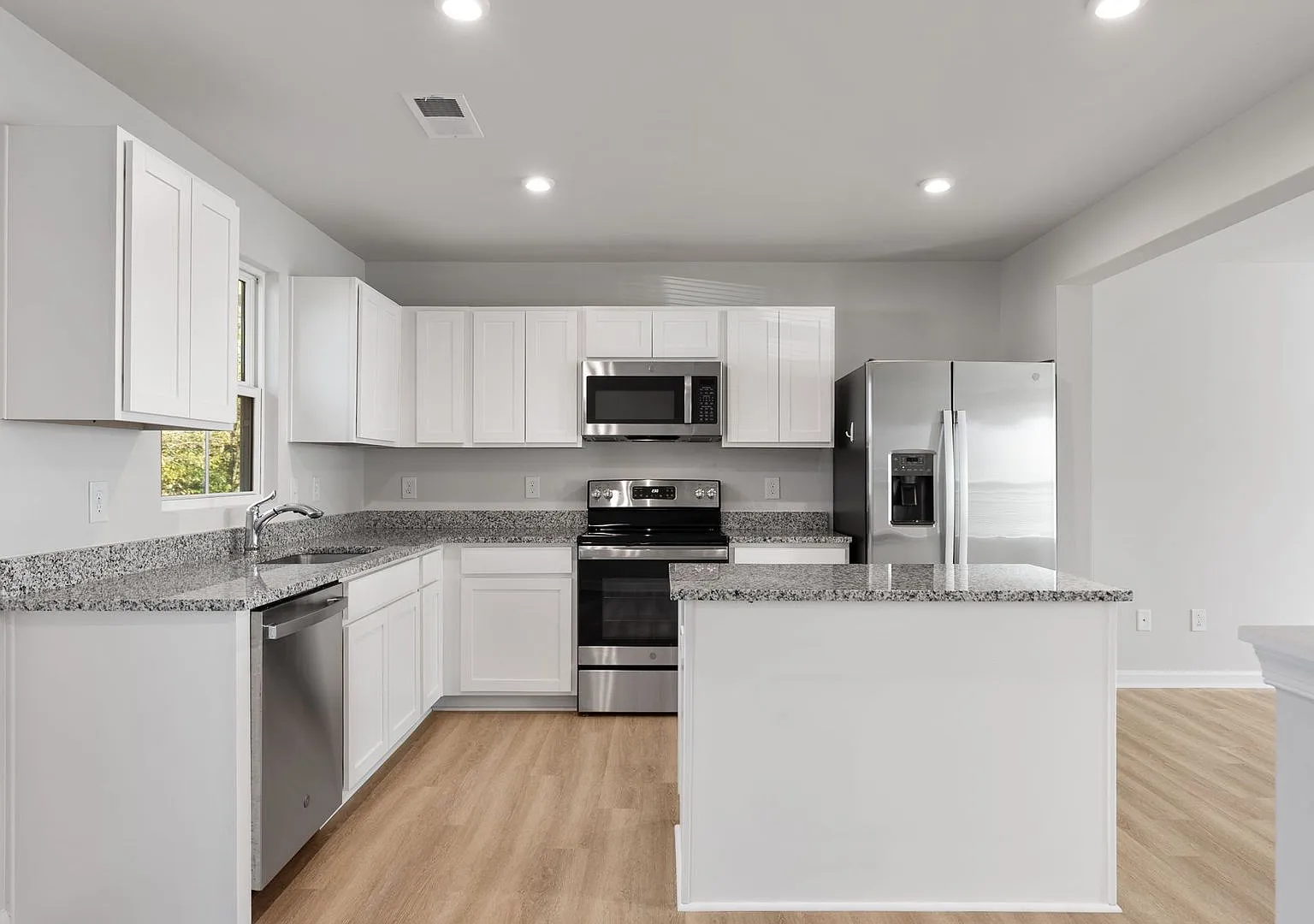 109 Brooklane Ct. — Photo 4